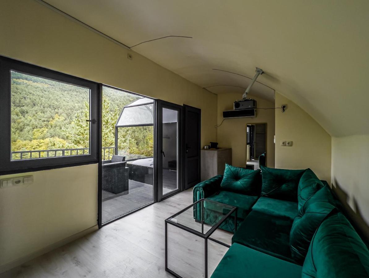 Glamping Georgia Krikhi Hotel Ambrolauri Exterior photo