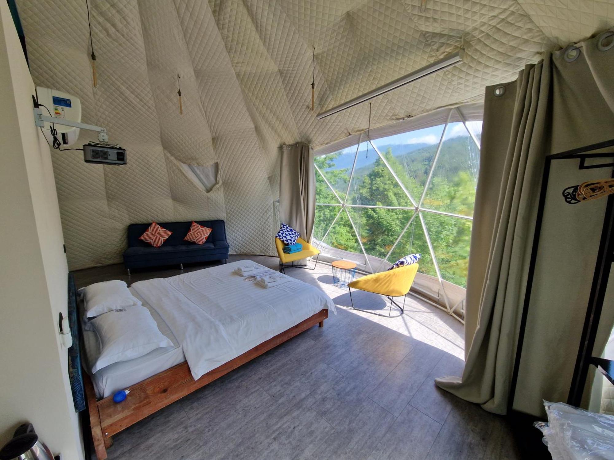 Glamping Georgia Krikhi Hotel Ambrolauri Exterior photo